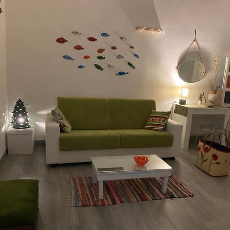 Iris Apartment, Comfort E Stile Nel Cuore Di بيشيلي المظهر الخارجي الصورة